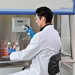 biological_safety_cabinets_bacteria_virus_level_fume_hoods_biosafety_clean_types_airflow_certification