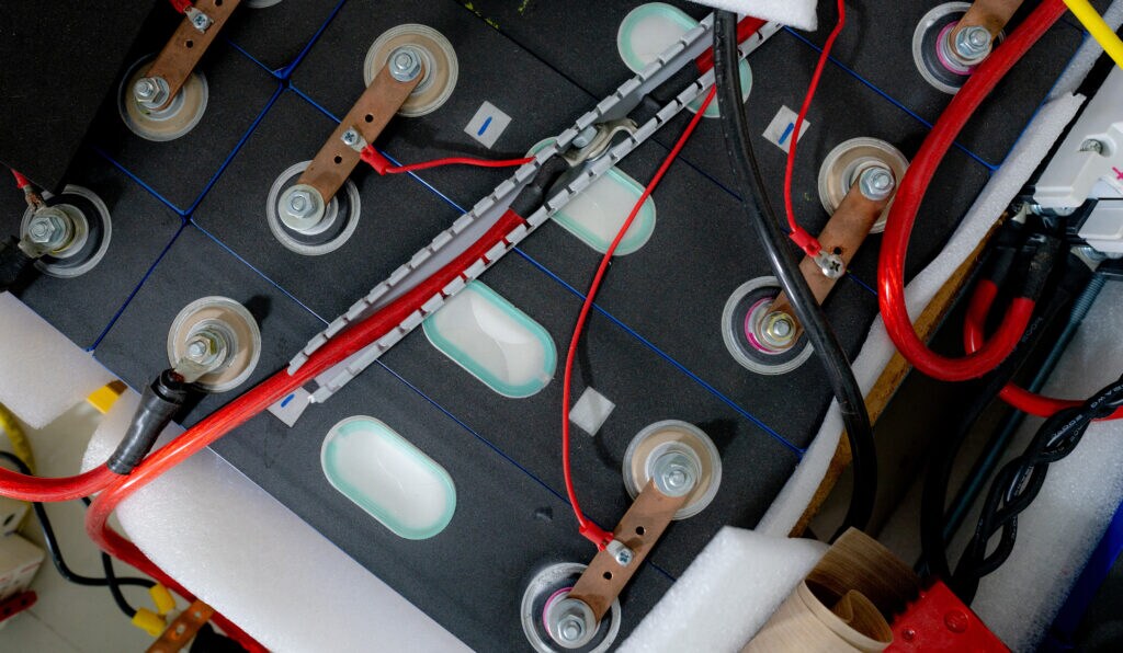 Electric vehicle lithium battery