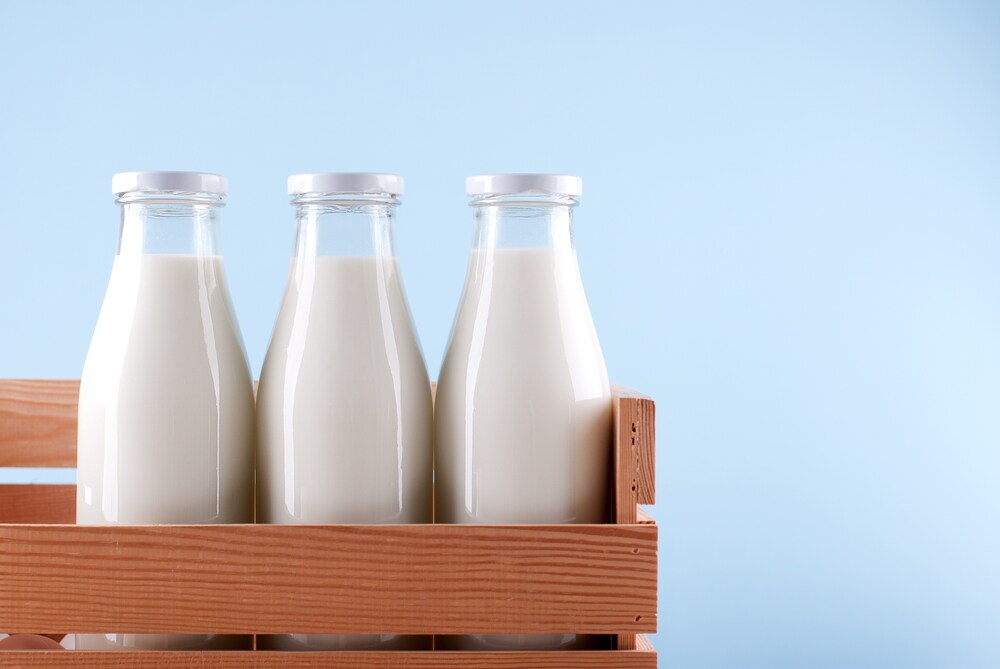 HOLY COW! 5 Reasons Glass Milk Bottles are the Way of the Future