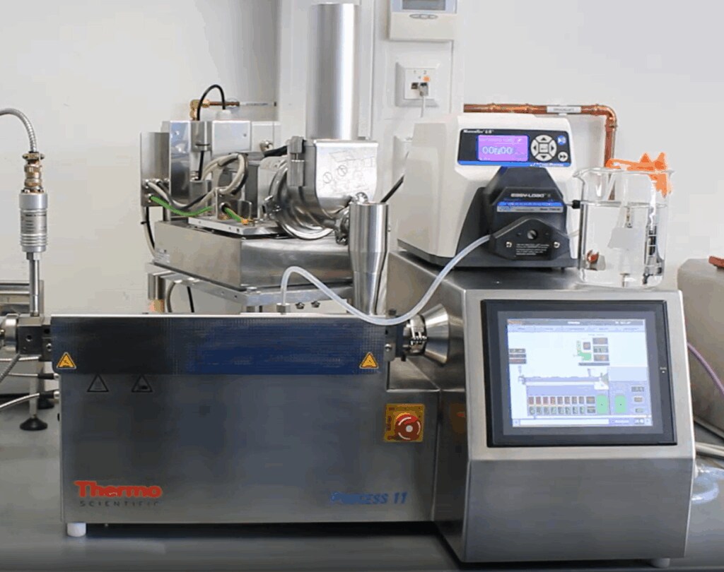 減量式フィーダーと送液ポンプ