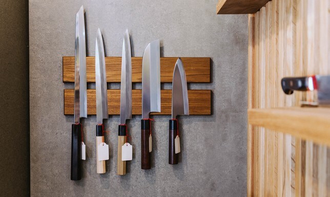 Cutting Technology for Knife Blade Metals