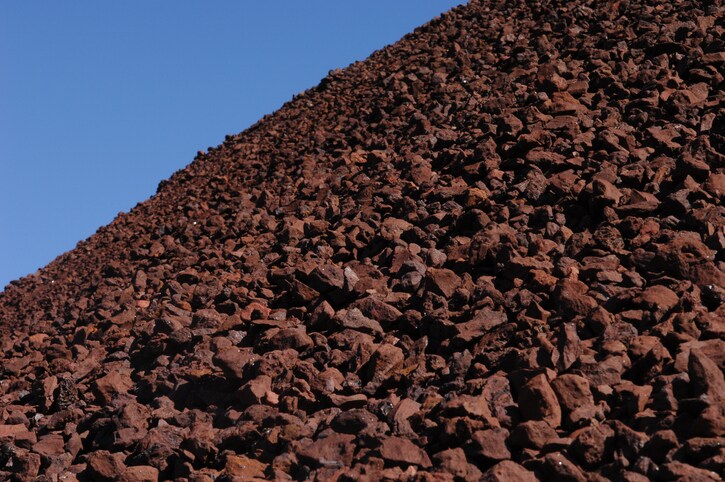 How a German Steel Plant Used Online Sinter Feed Analysis to Get the Most Out of its Iron Ore